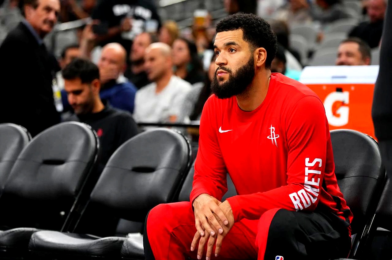 凯尔特人逆转掘金，范弗利特扛起全队