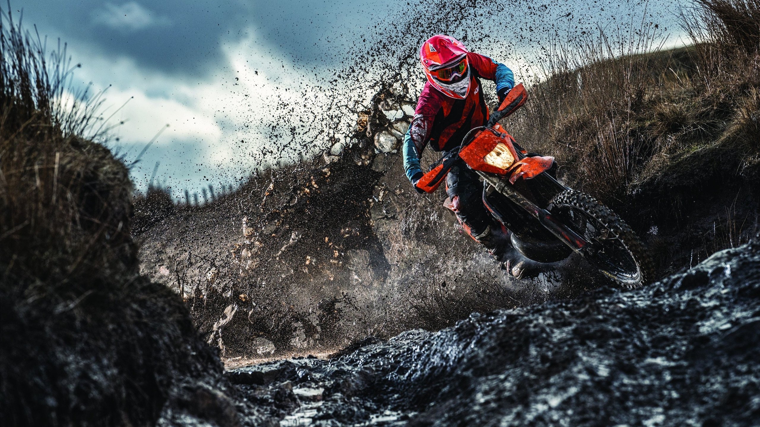 欧冠淘汰赛之夜,德罗赞点燃赛场