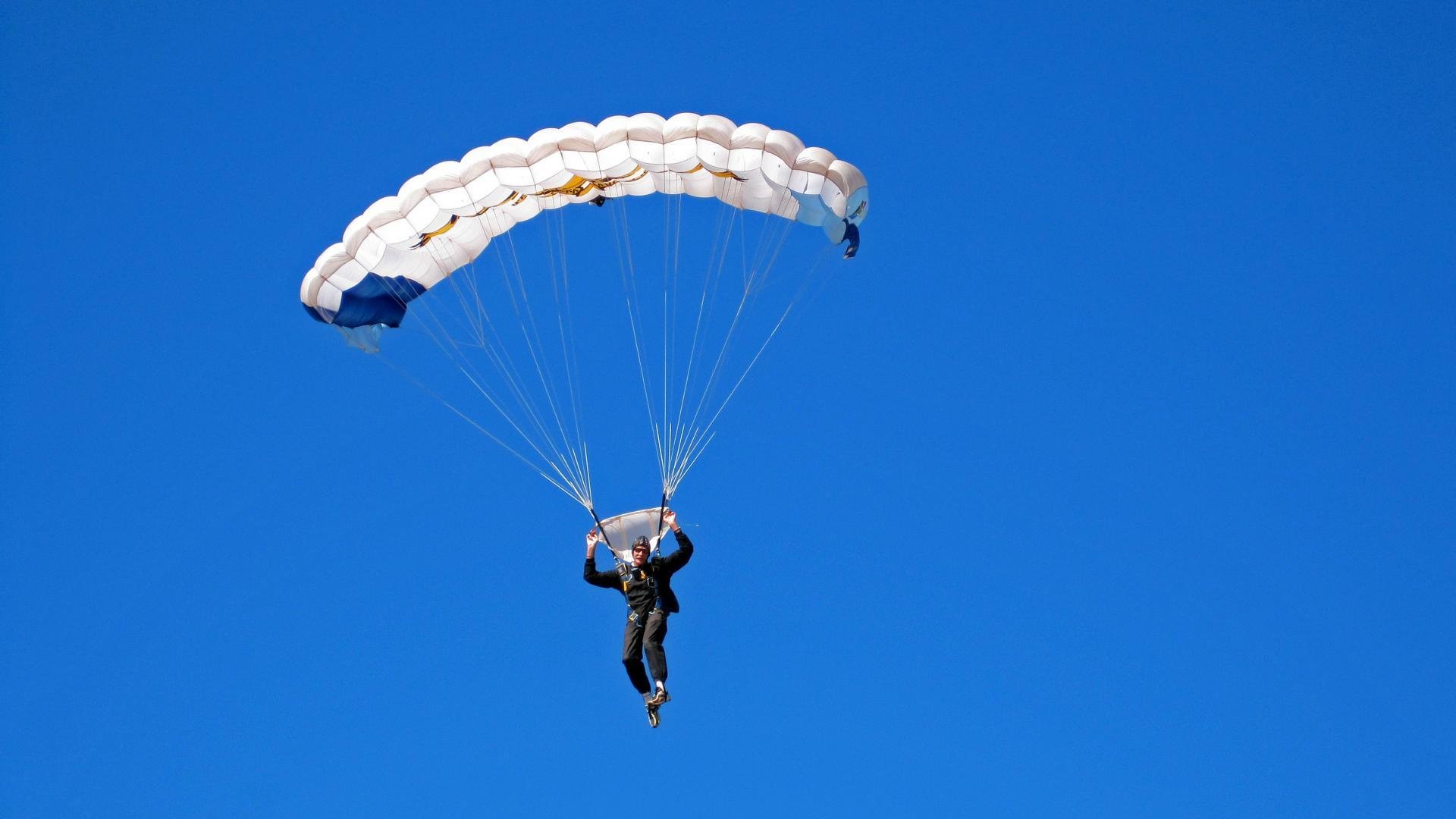 锡安,当太阳在硬仗中升起,他接管了东决的战场