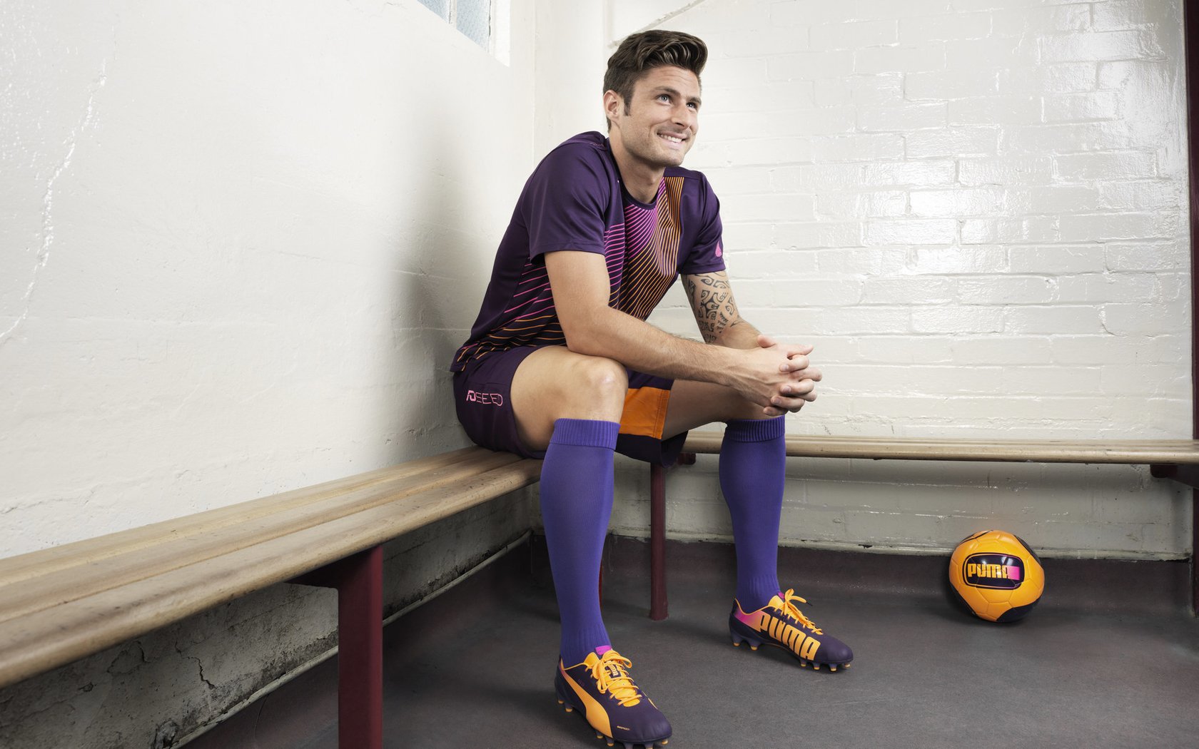 莫德里奇式稳定，当几内亚的野性遇上巴西的桑巴，足球哲学在绿茵场角力