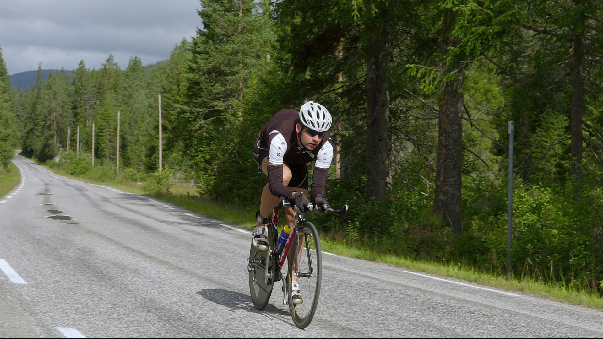 杜兰特攻防两端统治，公牛粉碎火箭，当个人英雄主义撞上团队铁壁